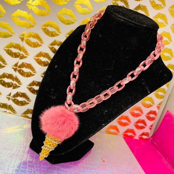 Necklace - Picture 5 of 8